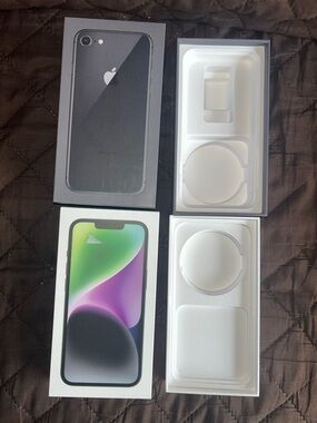Apple iPhone Box Set with Black and White Packaging